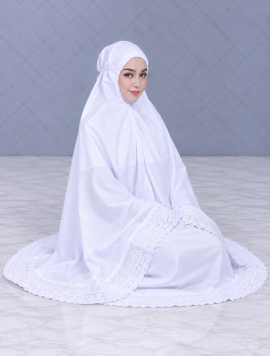 Telekung Zainab